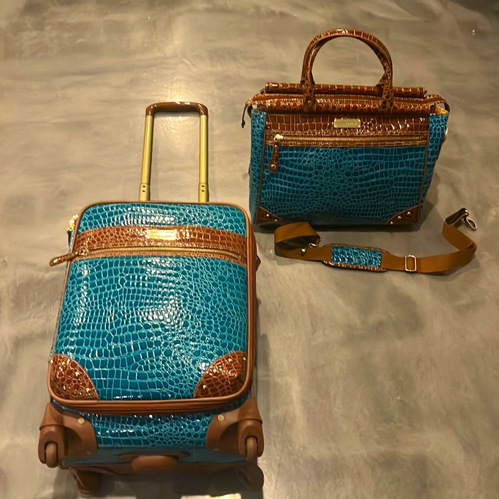 Samantha Brown Suite Case and Bag! Rare!